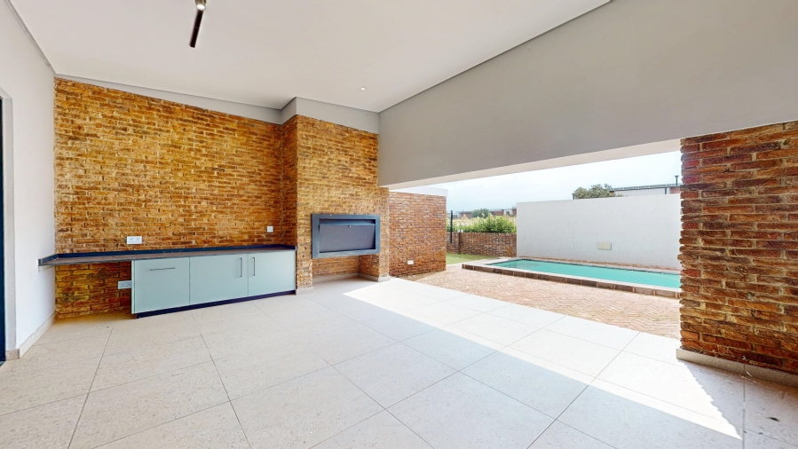 3 Bedroom Property for Sale in Helderzicht Eco Estate North West